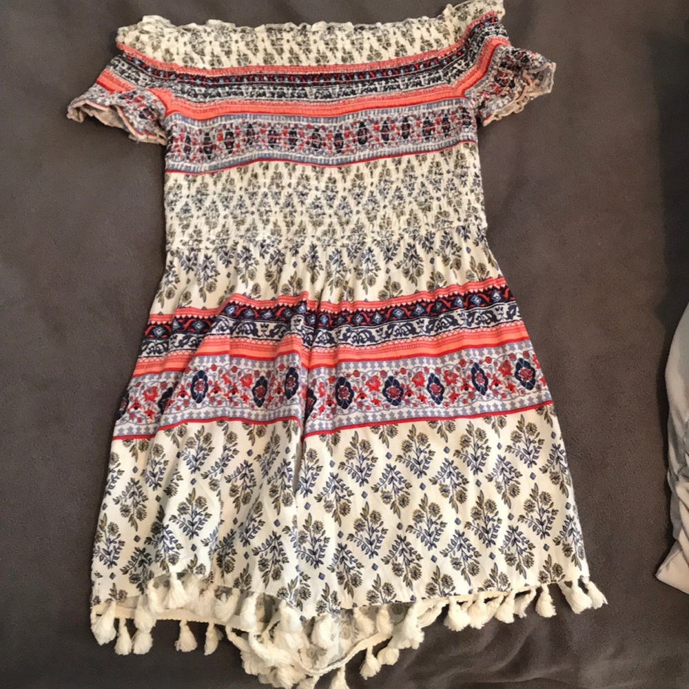 ☆Youth medium off the shoulder romper☆